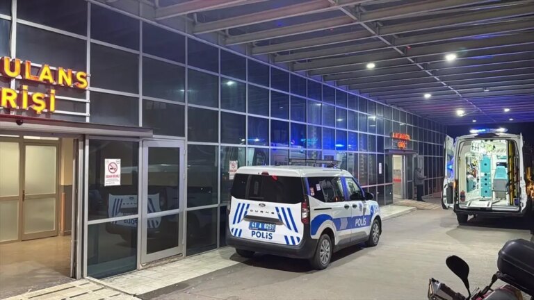 gebzede-komsular-arasinda-kavga-6-yarali-rSBCQsjS.jpg